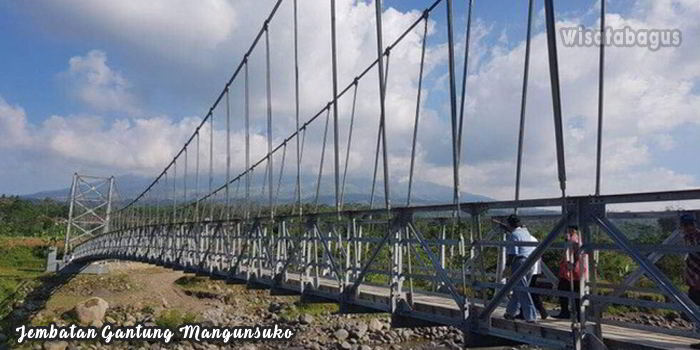 Wisata-Magelang-Jembatan-Gantung-Mangunsuko