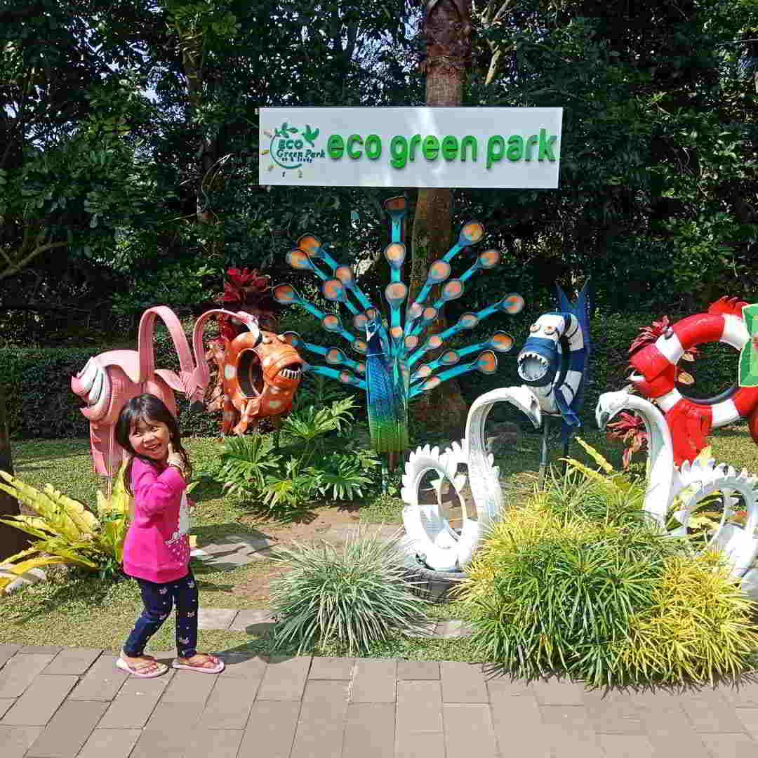 eco-green-park-jungle-adventure